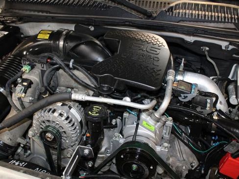 Used 2006 Chevrolet Silverado 2500 W/T w/ Heavy-Duty Power Package image 29