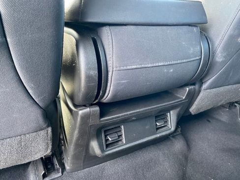 Certified 2019 GMC Sierra 1500 SLE w/ Remote Start Package image 18