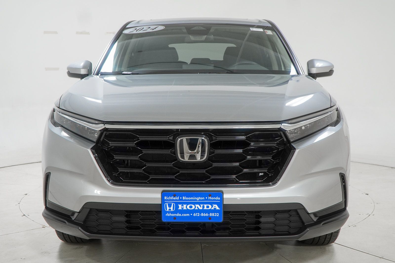 Used 2024 Honda CR-V EX image 3