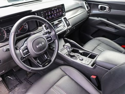 Certified 2023 Kia Sorento S w/ Panoramic Sunroof Package FWD image 19