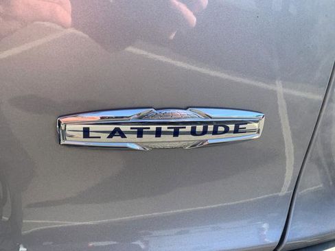 Used 2019 Jeep Cherokee Latitude image 13