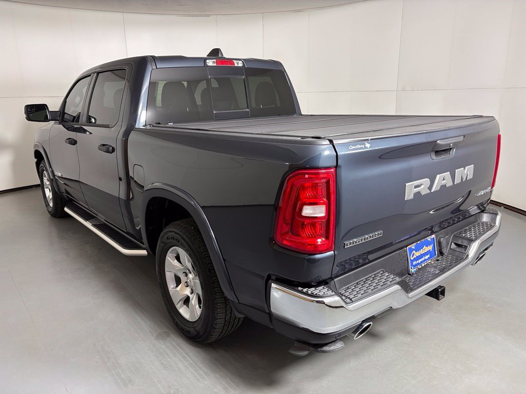 Used 2025 RAM 1500 Big Horn AWD/4WD image 6