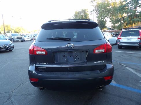 Used 2011 Subaru Tribeca Limited w/ PWR Moonroof Pkg AWD/4WD image 12