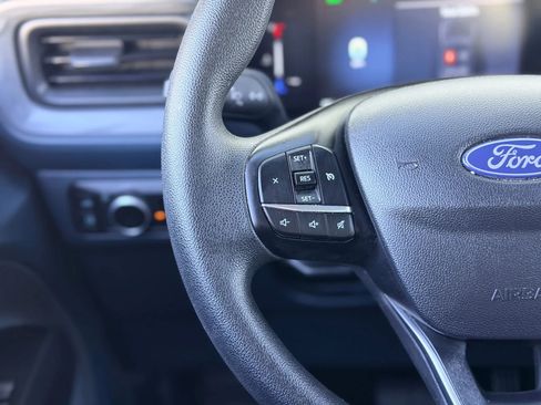 Used 2025 Ford Maverick XL image 18