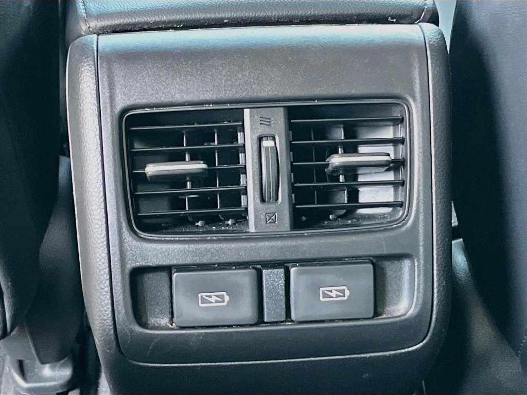 Used 2022 Honda Accord Touring image 25