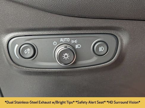 Used 2020 Chevrolet Equinox Premier AWD/4WD image 14