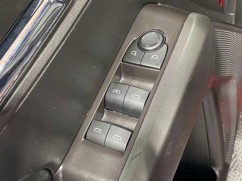 Used 2024 Chevrolet Colorado LT w/ LT Convenience Package RWD image 20