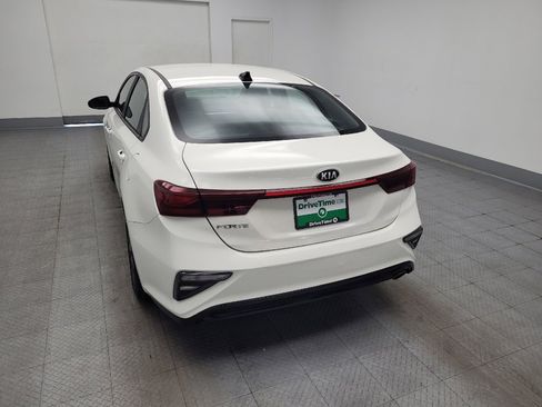 Used 2020 Kia Forte LXS FWD image 6