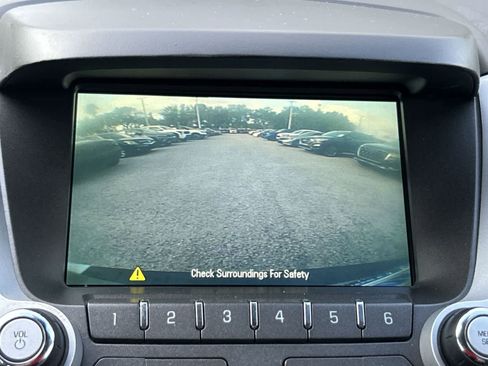 Used 2014 GMC Terrain SLE image 22