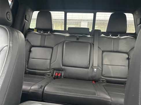 Used 2022 Chevrolet Silverado 2500 High Country w/ Z71 Off-Road Package image 14