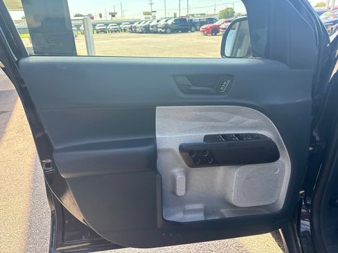 Used 2025 Ford Maverick XLT FWD image 14