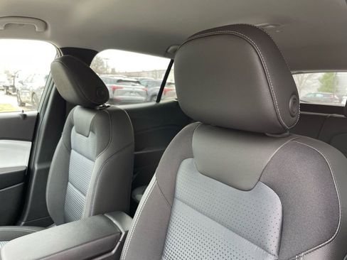 New 2026 Chevrolet Trax LT w/ Driver Confidence Package image 24