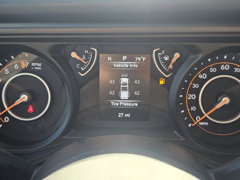 New 2026 Jeep Gladiator Sport image 11