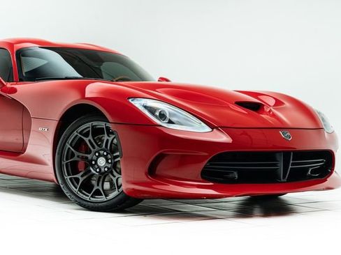 Used 2014 SRT Viper GTS w/ GTS Laguna Interior Package RWD image 4