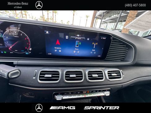 Used 2024 Mercedes-Benz GLS 450 4MATIC image 25