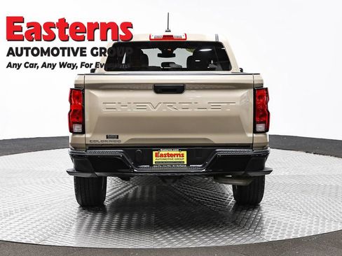 Used 2023 Chevrolet Colorado W/T RWD image 6