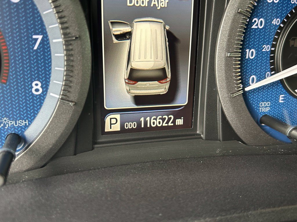 Used 2016 Toyota Sienna XLE FWD image 28
