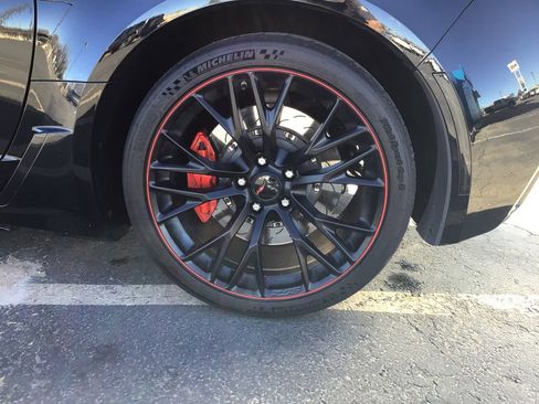 Used 2018 Chevrolet Corvette Z06 image 25