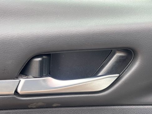 Used 2023 Nissan Altima 2.5 SV image 7