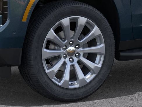 New 2026 Chevrolet Tahoe Premier w/ Sun And Tow Package AWD/4WD image 9