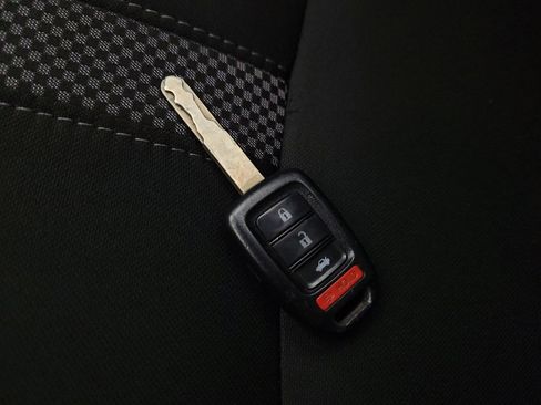 Used 2019 Honda Civic LX image 32