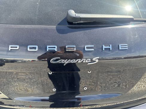 Used 2016 Porsche Cayenne AWD/4WD image 11