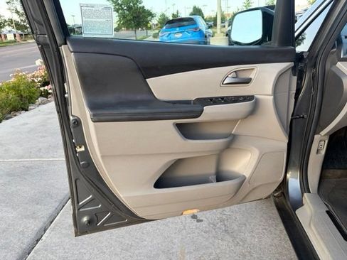 Used 2011 Honda Odyssey EX image 11