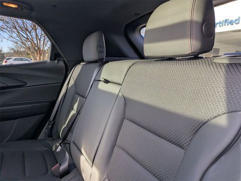 Used 2023 Chevrolet TrailBlazer RS w/ Sun and Liftgate Package image 28