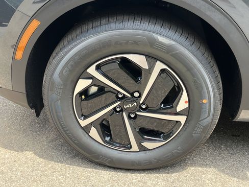 New 2025 Kia Sportage LX AWD/4WD image 24