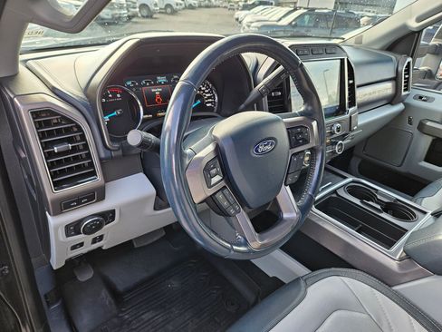 Used 2022 Ford F350 Limited AWD/4WD image 16