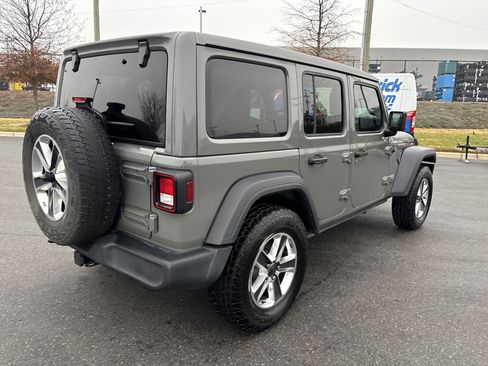 Certified 2020 Jeep Wrangler Unlimited Sport S w/ Sun And Sound Package image 9