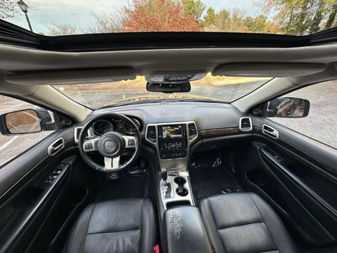 Used 2013 Jeep Grand Cherokee Laredo image 36