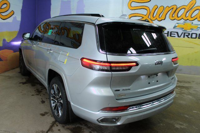Used 2021 Jeep Grand Cherokee L Overland w/ Advanced Protech Group III AWD/4WD image 6