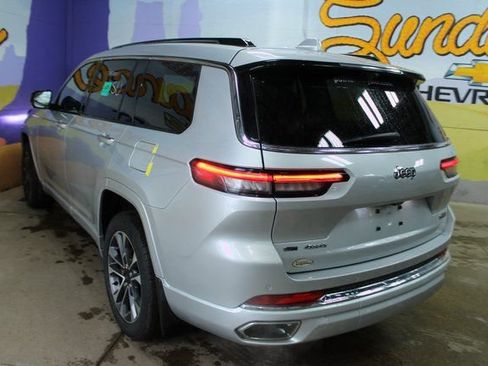 Used 2021 Jeep Grand Cherokee L Overland w/ Advanced Protech Group III AWD/4WD image 6
