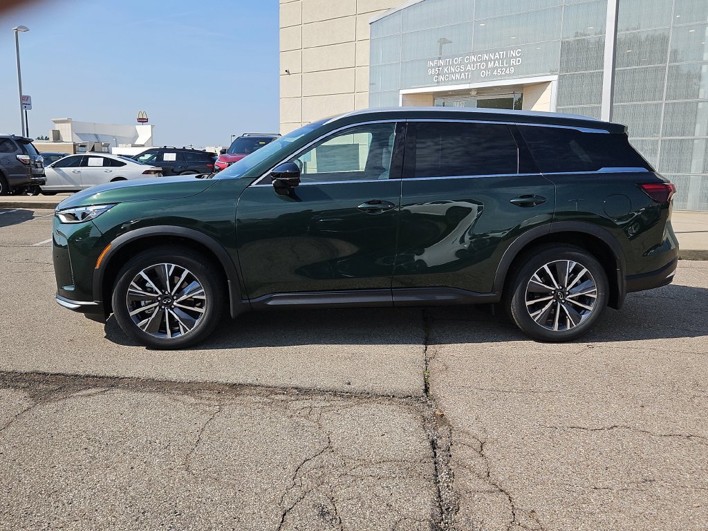 New 2027 INFINITI QX60 Luxe AWD/4WD image 2