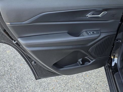 New 2025 Jeep Grand Cherokee L Altitude AWD/4WD image 34