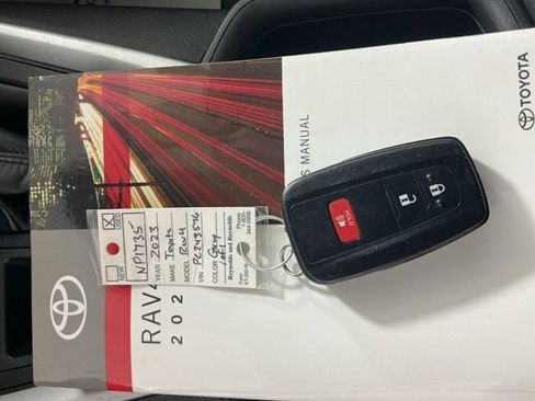 Used 2023 Toyota RAV4 XLE FWD image 24