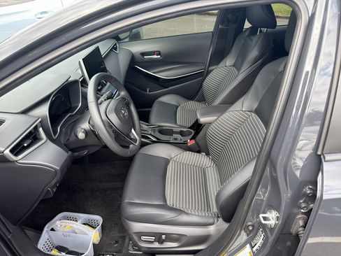 Used 2024 Toyota Corolla XSE FWD image 7