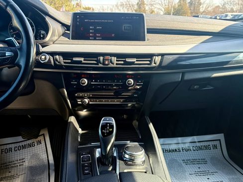 Used 2019 BMW X6 xDrive35i w/ M Sport Package image 37