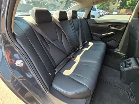 Used 2023 Honda Accord EX-L image 6