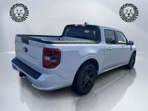 New 2026 Ford Maverick Lobo image 5