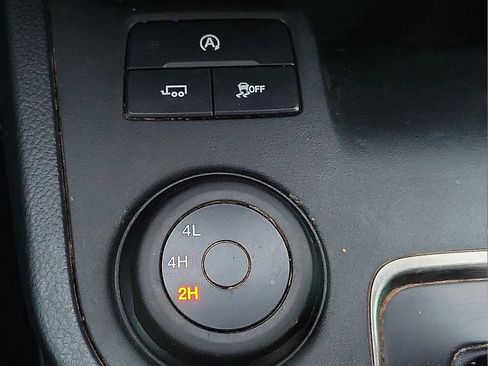 Used 2020 Ford Ranger XLT image 16