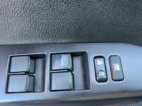 Used 2018 Toyota RAV4 Adventure image 25