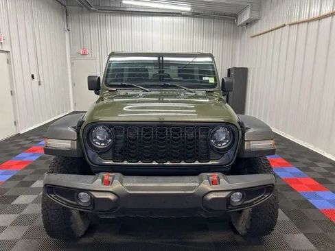 Used 2024 Jeep Wrangler Unlimited Sport AWD/4WD image 8