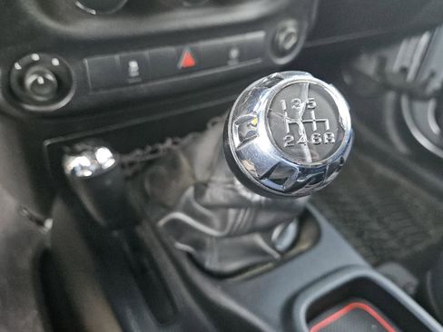 Used 2013 Jeep Wrangler Unlimited Sahara w/ Dual Top Group image 16