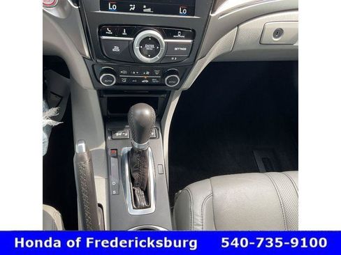 Used 2019 Acura ILX FWD image 29