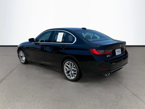 Used 2025 BMW 330i Sedan w/ Convenience Package RWD image 5