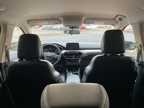 Used 2020 Ford Escape SEL image 11