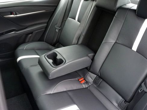 New 2026 Toyota Camry SE image 10