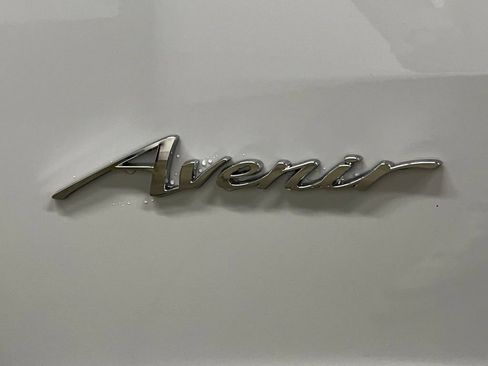 New 2026 Buick Enclave Avenir w/ Super Cruise Package AWD/4WD image 11